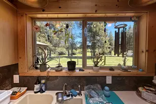 17299 White Oak Pl, Bend, OR 97707 - Photo 11