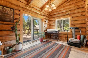 17299 White Oak Pl, Bend, OR 97707 - Photo 11