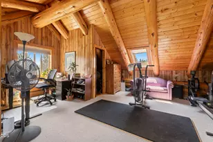 17299 White Oak Pl, Bend, OR 97707 - Photo 21