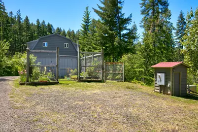 78189 High Prairie Road, Oakridge, OR 97463 - Photo 47