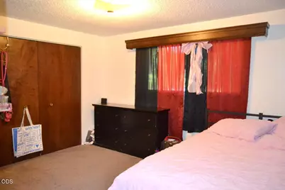 1014 NE Pepperwood Drive, Grants Pass, OR 97526 - Photo 13