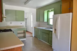 322 SE L St, Grants Pass, OR 97526 - Photo 7