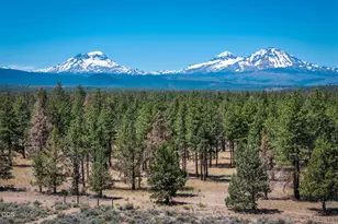 67183 Harrington Loop Rd, Bend, OR 97703 - Photo 45