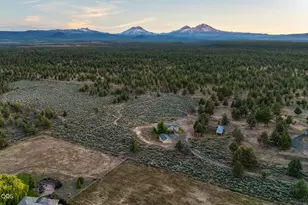 67183 Harrington Loop Rd, Bend, OR 97703 - Photo 59