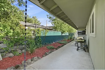 675 Berrydale Avenue, Medford, OR 97501 - Photo 29