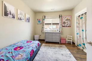 1051 Compton Way, Medford, OR 97501 - Photo 19