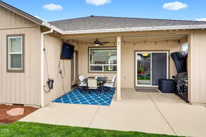 1051 Compton Way, Medford, OR 97501 - Photo 25