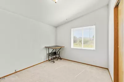 6505 Hilyard Avenue, Klamath Falls, OR 97603 - Photo 15
