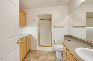 290 Chinook Park Ln, Grants Pass, OR 97527 - Photo 45