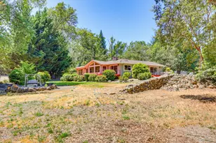 290 Chinook Park Ln, Grants Pass, OR 97527 - Photo 9