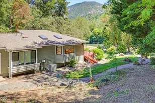 290 Chinook Park Ln, Grants Pass, OR 97527 - Photo 53