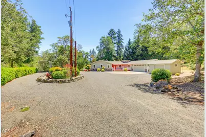 290 Chinook Park Lane, Grants Pass, OR 97527 - Photo 11