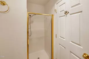 290 Chinook Park Ln, Grants Pass, OR 97527 - Photo 51