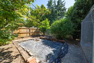 445 Midway Rd, Medford, OR 97501 - Photo 25