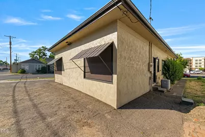 147 N Holly Street, Medford, OR 97501 - Photo 5