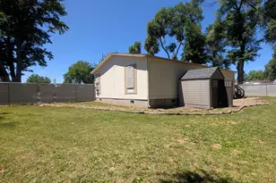 1737 Summers Ln, Klamath Falls, OR 97603 - Photo 23