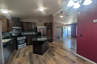 1737 Summers Ln, Klamath Falls, OR 97603 - Photo 19