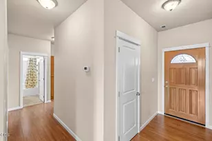 1351 Kime Dr, Medford, OR 97501 - Photo 5