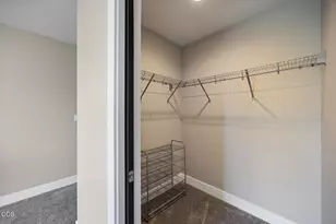 2350 NE Purcell Ct, Bend, OR 97701 - Photo 37