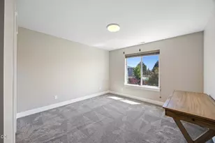 2350 NE Purcell Ct, Bend, OR 97701 - Photo 35