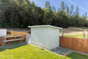 2019 Rogue River Hwy, Gold Hill, OR 97525 - Photo 31