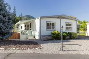 2019 Rogue River Hwy, Gold Hill, OR 97525 - Photo 25