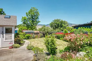 426 Parkside Dr, Ashland, OR 97520 - Photo 3
