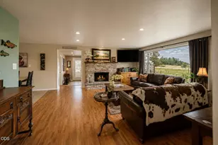 6085 Walden Ln, Talent, OR 97540 - Photo 7