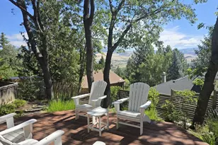 590 Taylor St, Ashland, OR 97520 - Photo 3