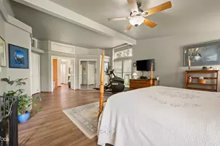 23720 SW Starshine Ln, Bend, OR 97701 - Photo 15