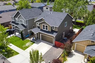 683 NE Providence Dr, Bend, OR 97701 - Photo 29