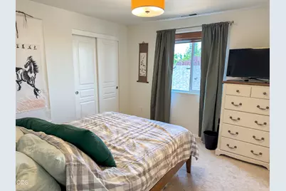 683 NE Providence Drive, Bend, OR 97701 - Photo 17