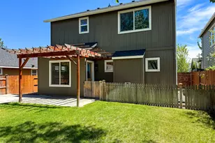 683 NE Providence Dr, Bend, OR 97701 - Photo 25
