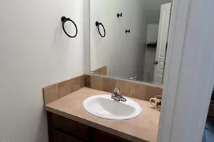 683 NE Providence Dr, Bend, OR 97701 - Photo 9