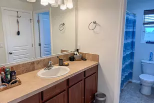683 NE Providence Dr, Bend, OR 97701 - Photo 21