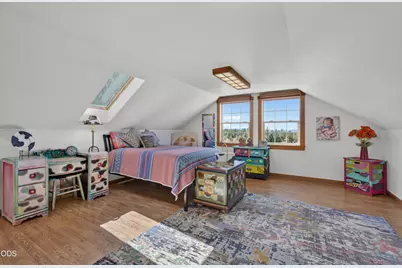 15555 SW Hahlen Avenue, Powell Butte, OR 97753 - Photo 39