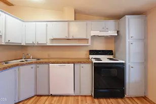 8401 Old Stage Rd, Central Point, OR 97502 - Photo 21