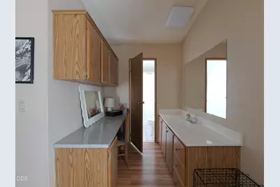 8401 Old Stage Road #UNIT 65, Central Point, OR 97502 - Photo 25