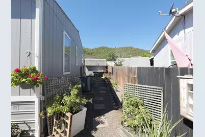 8401 Old Stage Road #UNIT 65, Central Point, OR 97502 - Photo 13