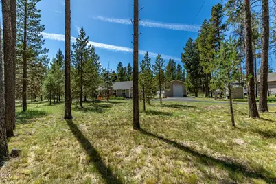 55219 Lazy River Drive, Bend, OR 97707 - Photo 29