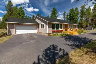 55219 Lazy River Dr, Bend, OR 97707 - Photo 19