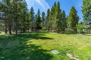 55219 Lazy River Dr, Bend, OR 97707 - Photo 39