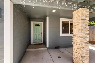 1383 Orchard Home Dr, Medford, OR 97501 - Photo 3