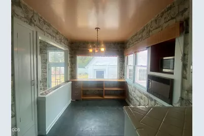 1947 Portland Street, Klamath Falls, OR 97601 - Photo 19