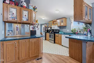 213 Butte Ave, Metolius, OR 97741 - Photo 5