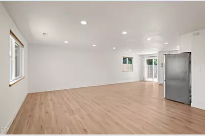 520 Grand Avenue, Central Point, OR 97502 - Photo 5