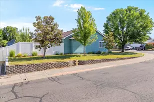 31 Osprey Dr, Eagle Point, OR 97524 - Photo 27