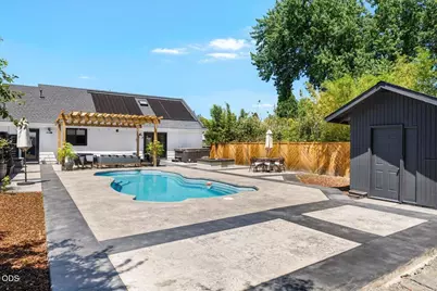 421 Silverado Circle, Medford, OR 97504 - Photo 37