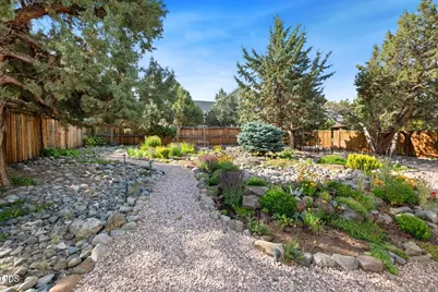 4022 SW Majestic Avenue, Redmond, OR 97756 - Photo 31