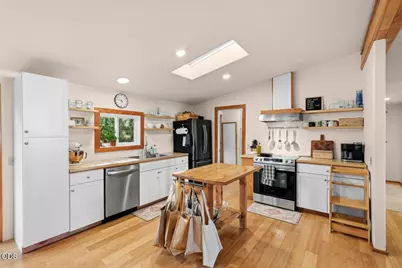 6400 Frost Lane, Talent, OR 97540 - Photo 11